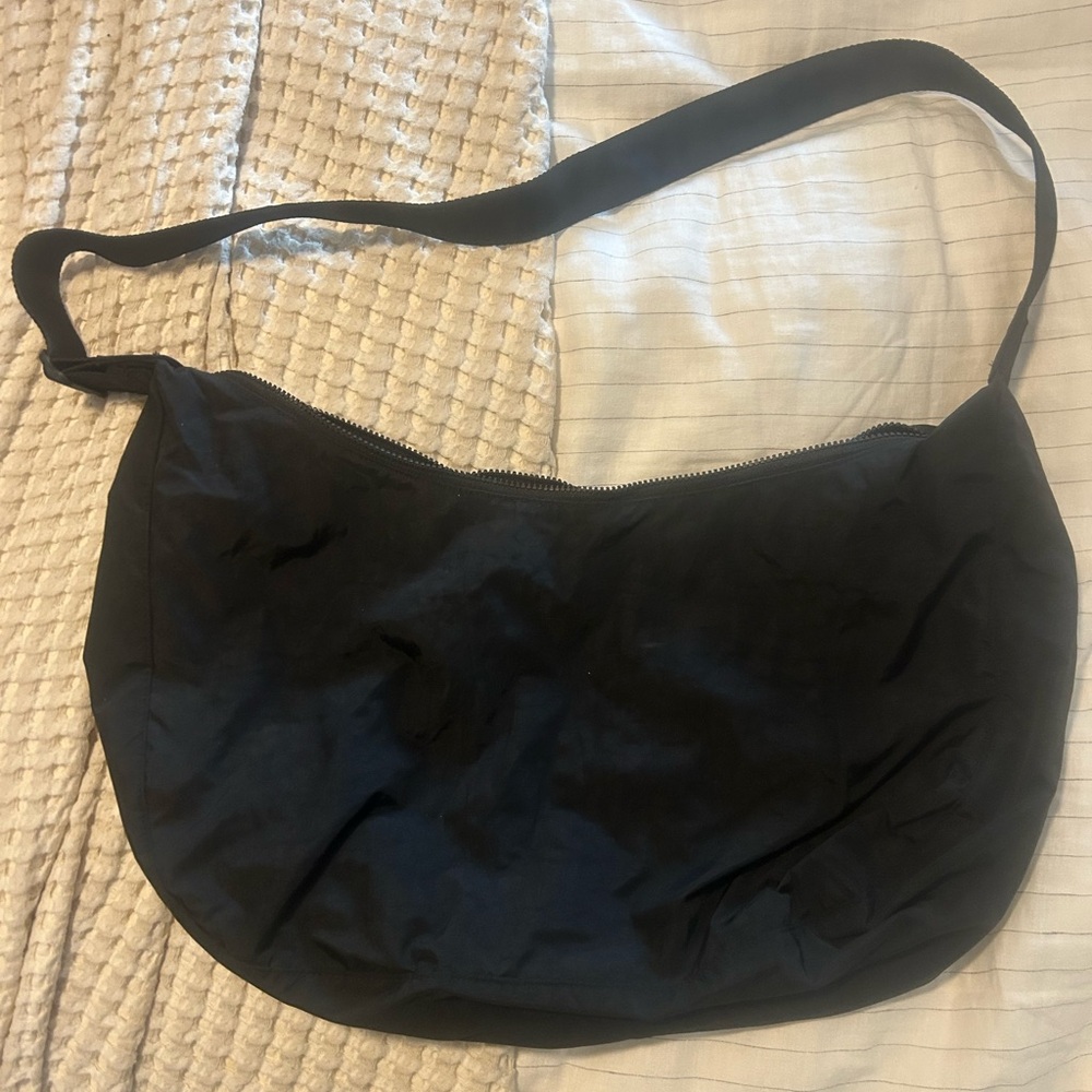 Baggu Large Nylon Crescent Bag in Black
